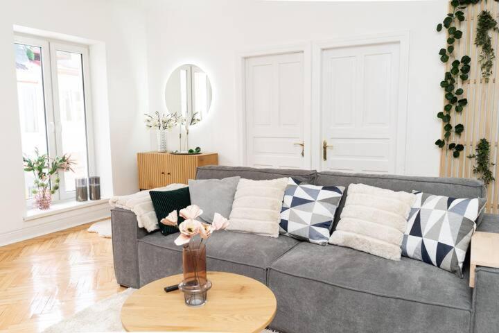 Freedom Apartments In The Heart Of Lviv - Balabana Str And Svoboda Avenue Exteriör bild